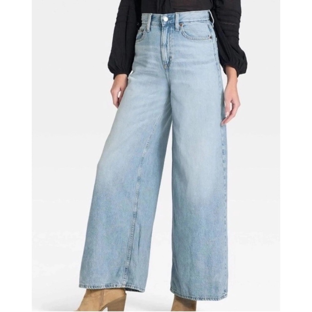 Classic Light Blue Women's Jeans sailor wide leg high rise size 2